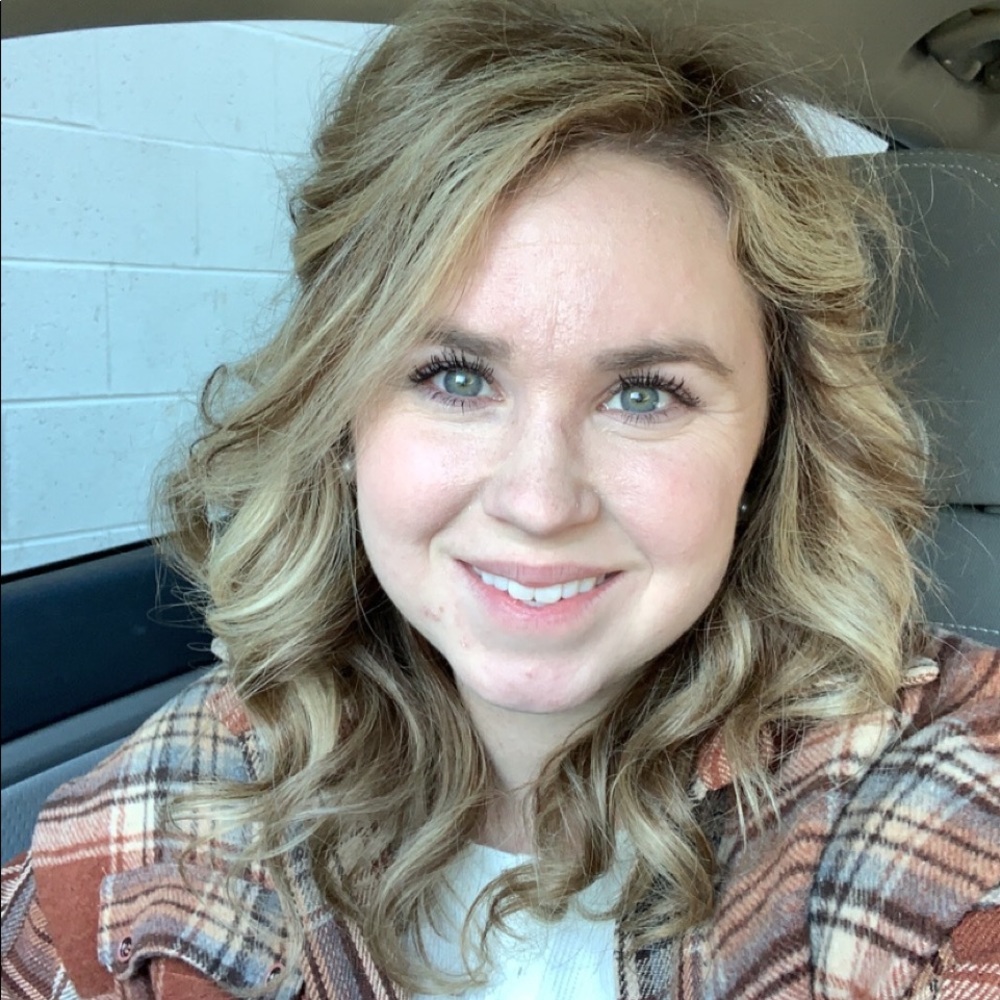 Meet your Posher, Kaitlin
